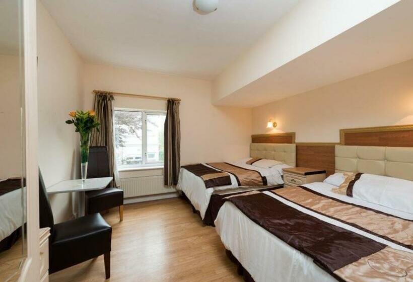 اتاق استاندارد چهار تخته, Golders Green