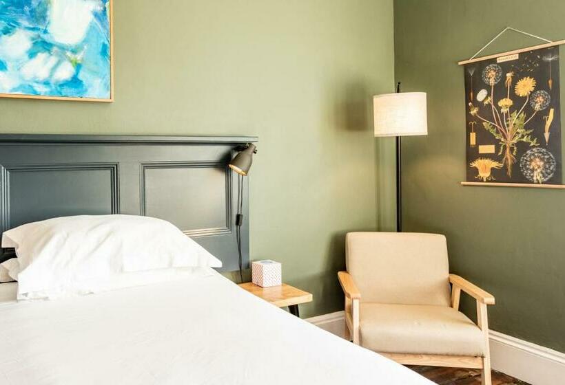 غرفة ديلوكس مطلّة علي الحديقة, The Old Vicarage