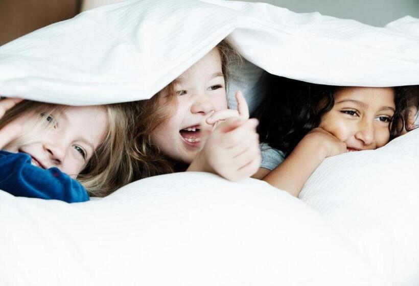 חדר משפחתי, Clarion Hotel Aviapolis