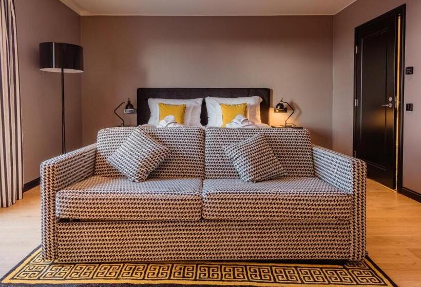 חדר משפחתי, Clarion Hotel Aviapolis