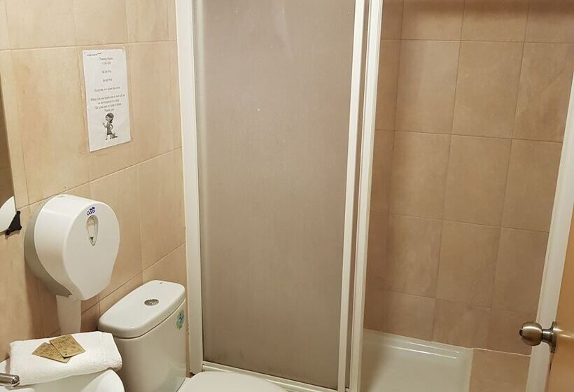 חדר בסיסי, Galaxy Star Hostel Barcelona