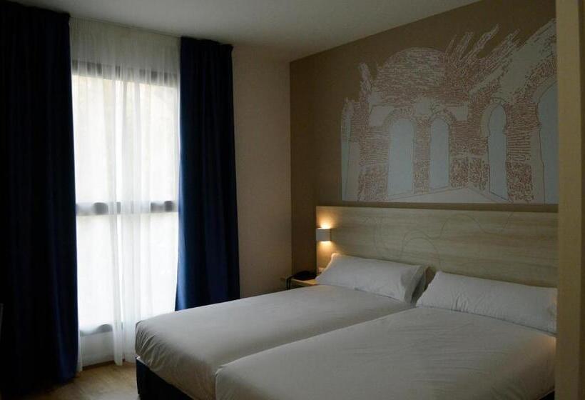 غرفة قياسية مزودة بجاكوزى, Balneario De Graena