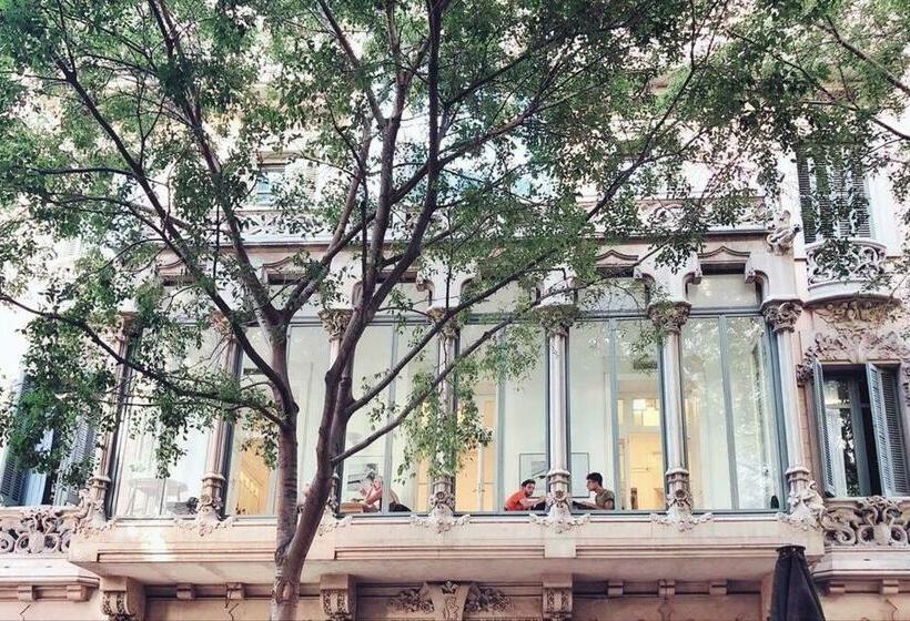 اتاق استاندارد, Cami Gallery Barcelona