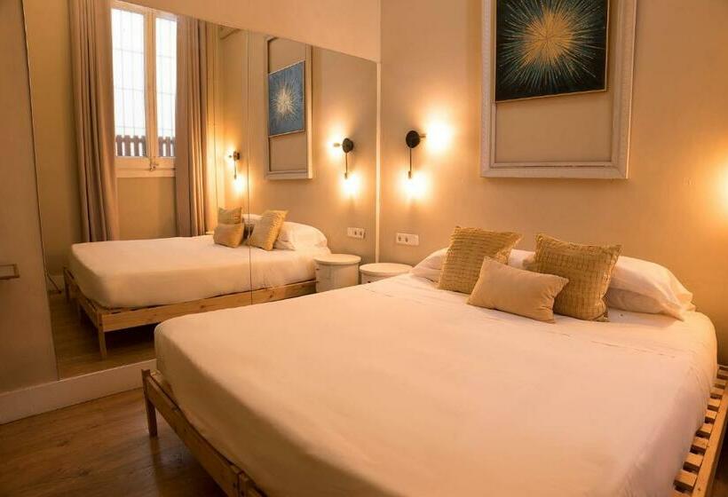 اتاق اکونومی, Cami Gallery Barcelona