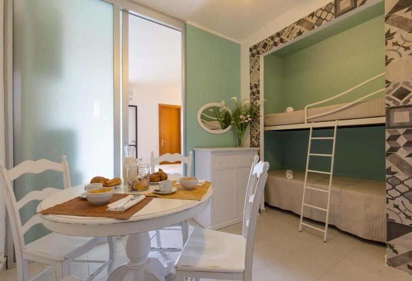 带1个卧室带泳池的公寓, Centro Vacanze Poker