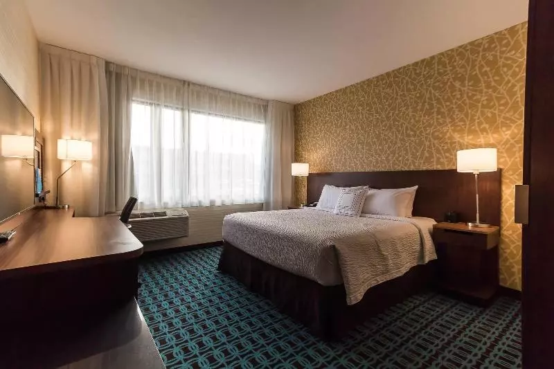 Standard-huone King-vuode, Fairfield Inn & Suites By Marriott Regina
