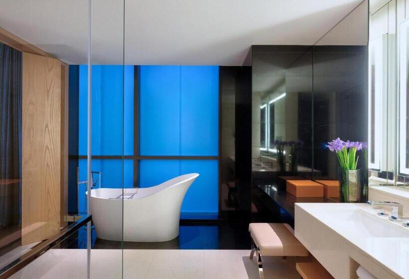 סוויטה דלוקס, Four Seasons Hotel Dubai International Financial Centre