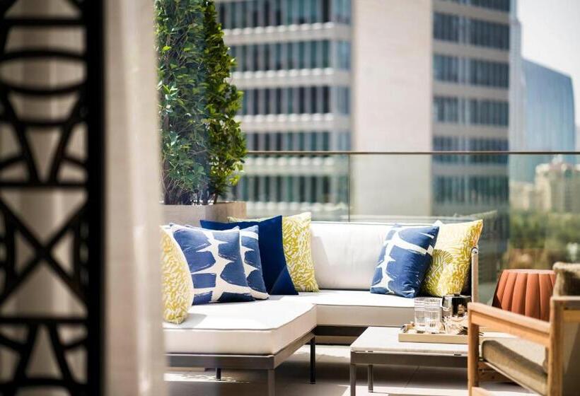 Люкс Кровать Кинг, Four Seasons Hotel Dubai International Financial Centre