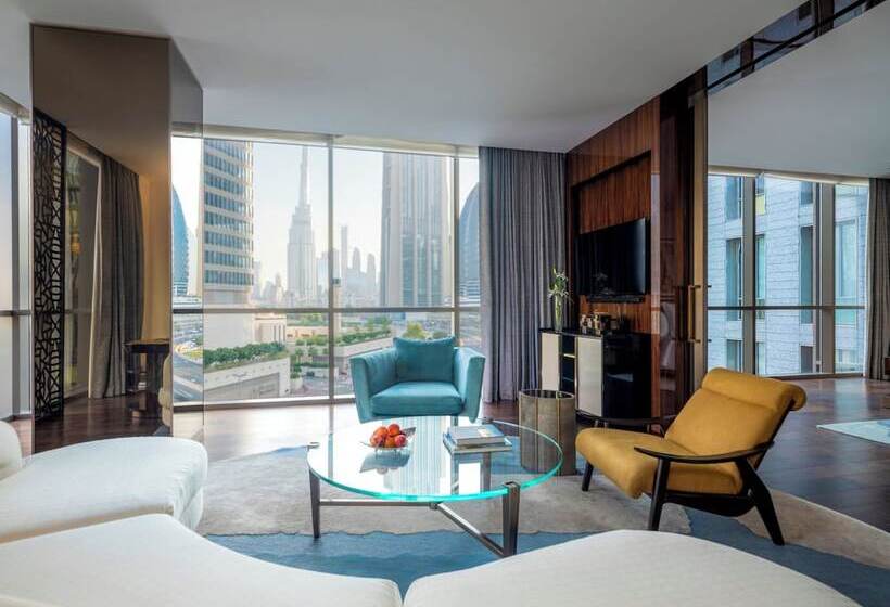 סוויטה דלוקס, Four Seasons Hotel Dubai International Financial Centre