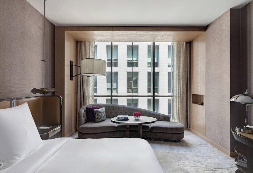 חדר דחוקס עם מיטת קינג, Four Seasons Hotel Dubai International Financial Centre