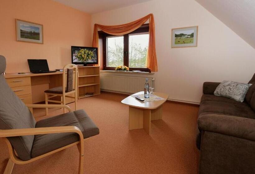 标准三人间, Gasthof Lafrenz