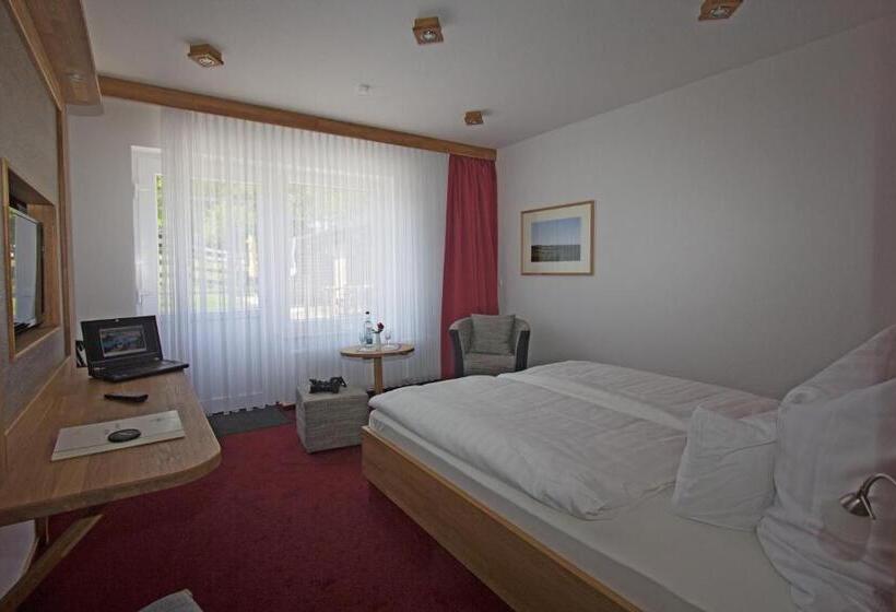 标准三人间, Gasthof Lafrenz