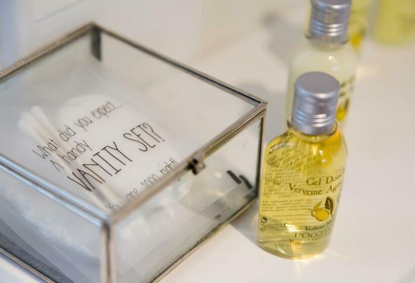 クラシックルーム, Yelo Belle Epoque Powered By Sonder