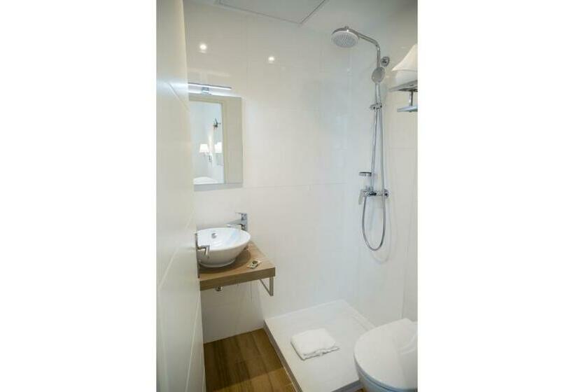 クラシックルーム, Yelo Belle Epoque Powered By Sonder