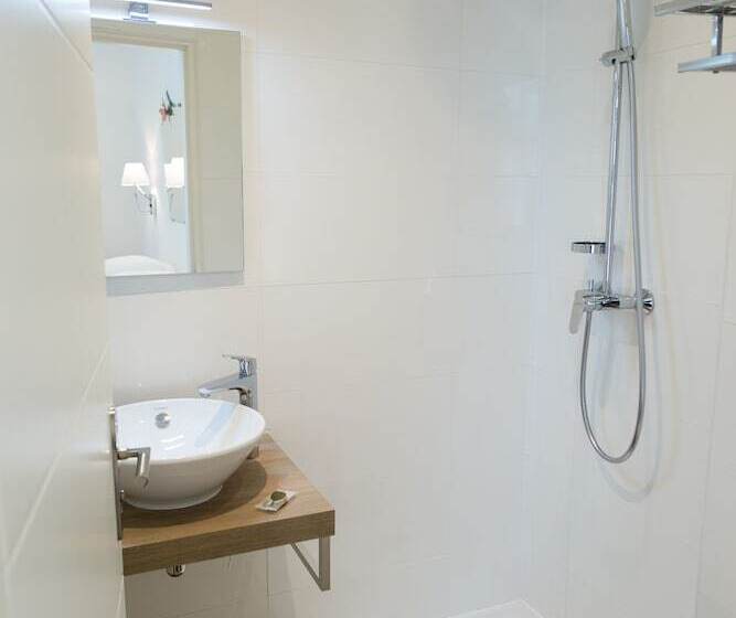 クラシックシングルルーム, Yelo Belle Epoque Powered By Sonder