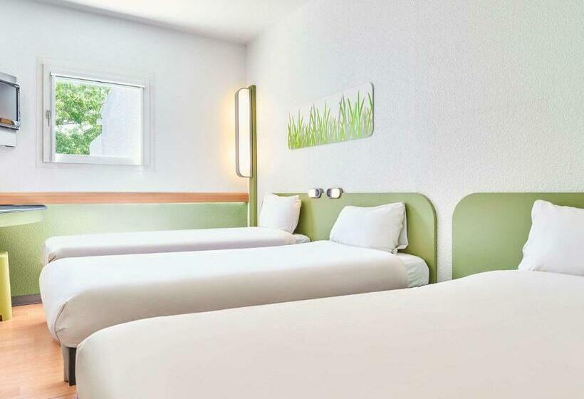 غرفة قياسية ثلاثية, Ibis Budget Versailles Coignieres