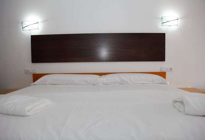 غرفة قياسية رباعية, Lorenzo