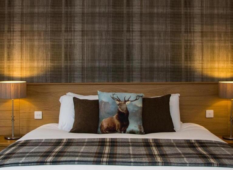 スーペリアールーム, Mckays