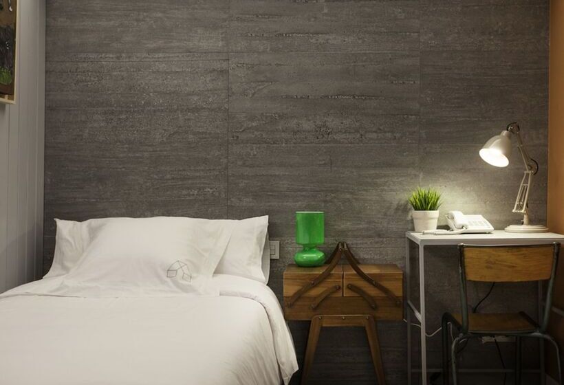 اتاق استاندارد یک نفره, Okako San Sebastian