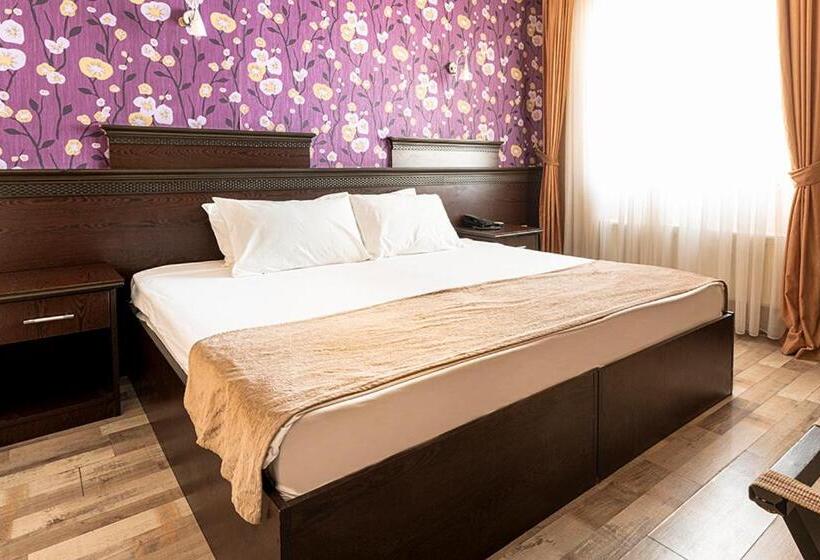 اتاق استاندارد, Pamuk City