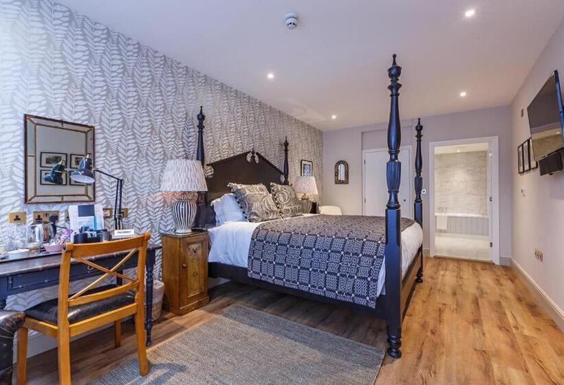 标准间带露台, The Assembly House