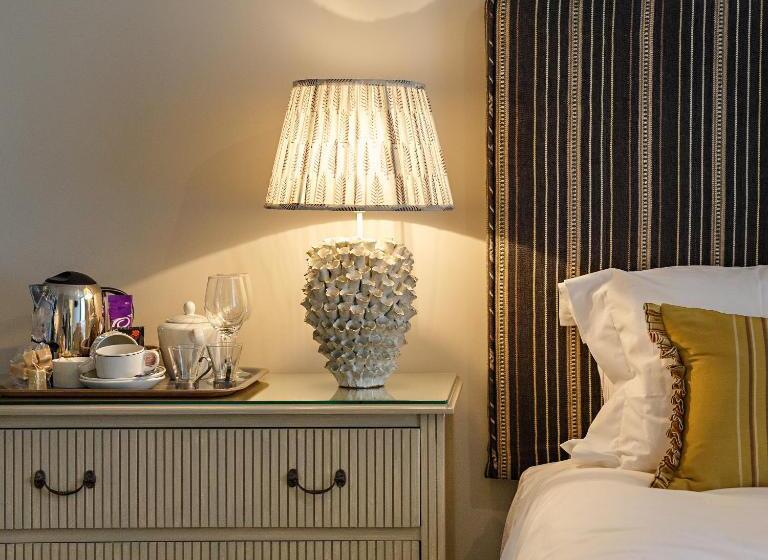 标准间带阳台, The Assembly House