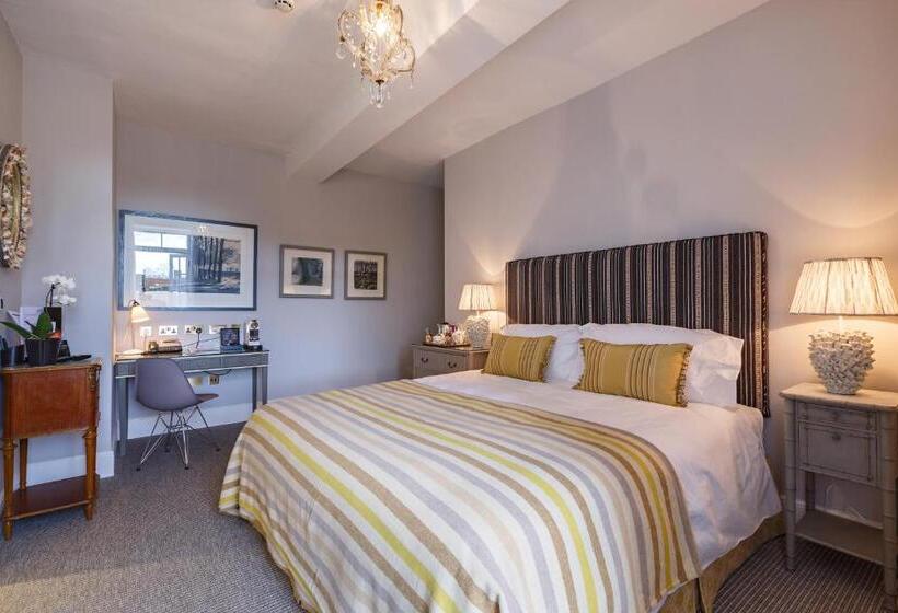 标准间带阳台, The Assembly House