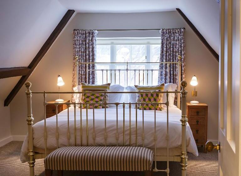 阁楼套房, The Assembly House