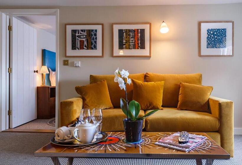 套房, The Assembly House