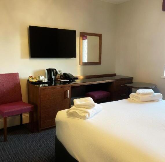 غرفة ديلوكس, The Grand