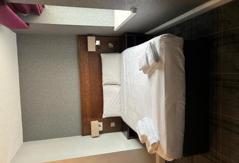 Номер Deluxe, The Grand