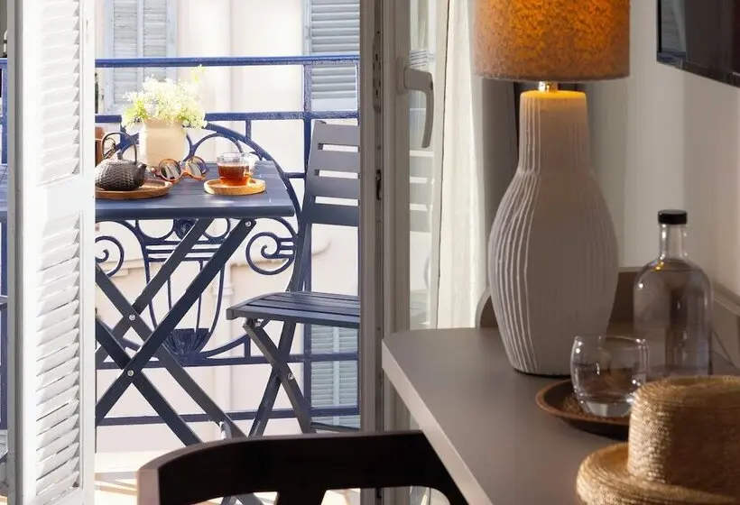 Camera Superiore, Crisol Belle Epoque