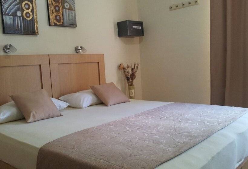 Studio Standard, Nicolas Studios & Apartments