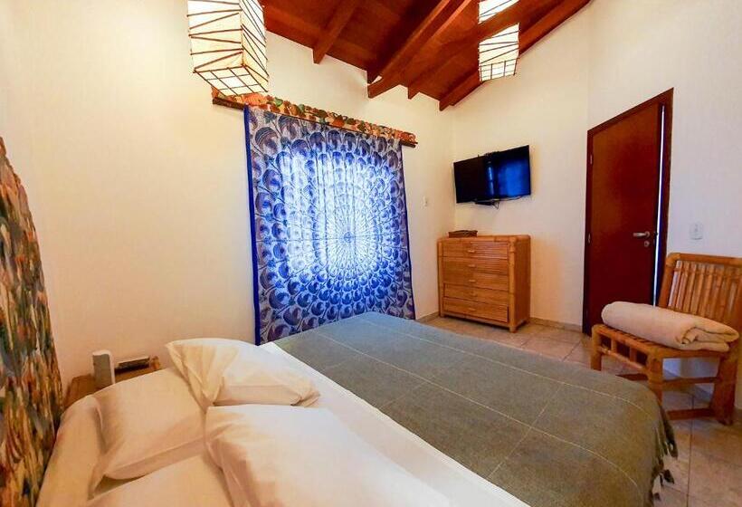 スタンダードスタジオ, Pousada Pura Vida Maresias