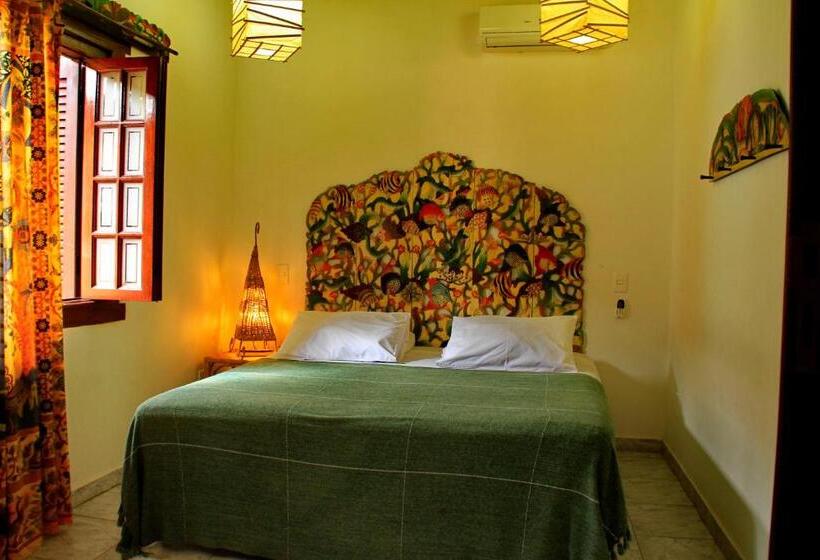 スタンダードスタジオ, Pousada Pura Vida Maresias