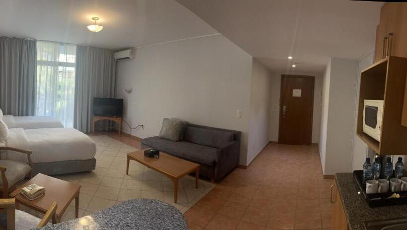 سوییت خانوادگی, El Sheikh Suites