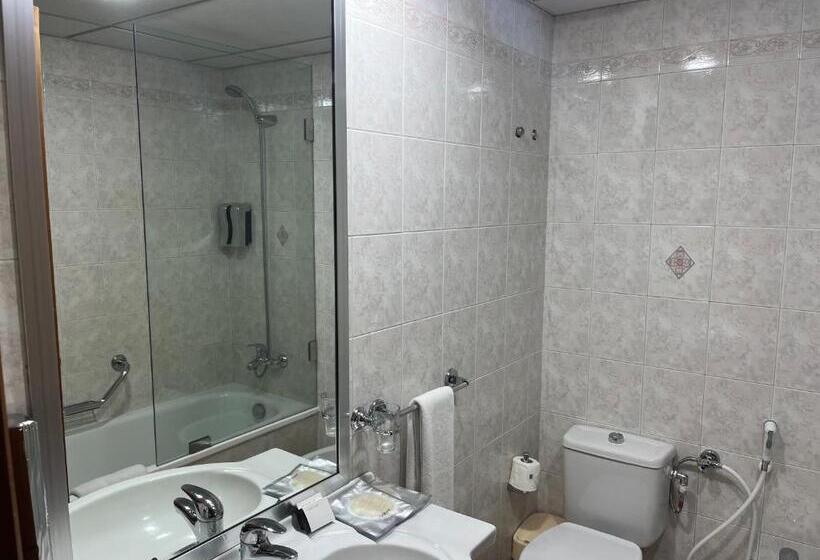 اتاق سوپریور با تخت بزرگ, El Sheikh Suites