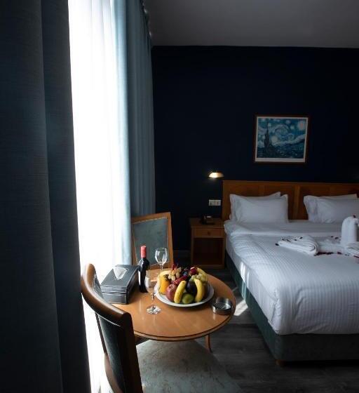 اتاق سوپریور با تخت بزرگ, El Sheikh Suites