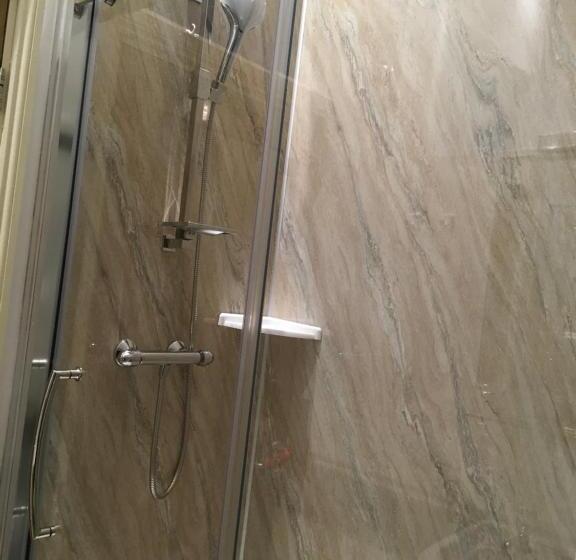 キングサイズベッドのスーペリアルーム, Cherrywood Lodge