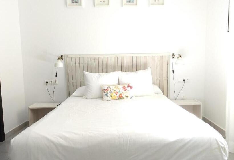 اتاق استاندارد در طبقه همکف, La Siesta De Picasso