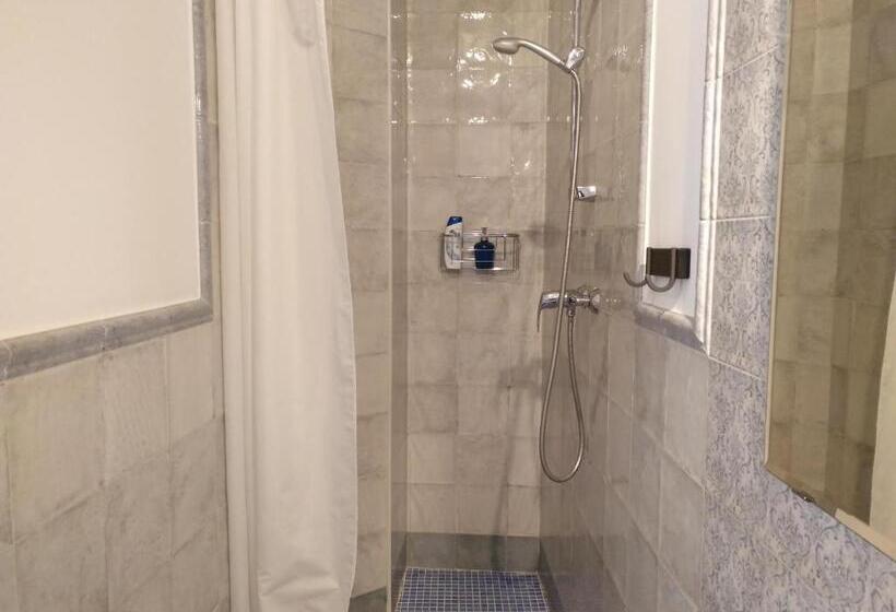 اتاق استاندارد با بالکن, La Siesta De Picasso