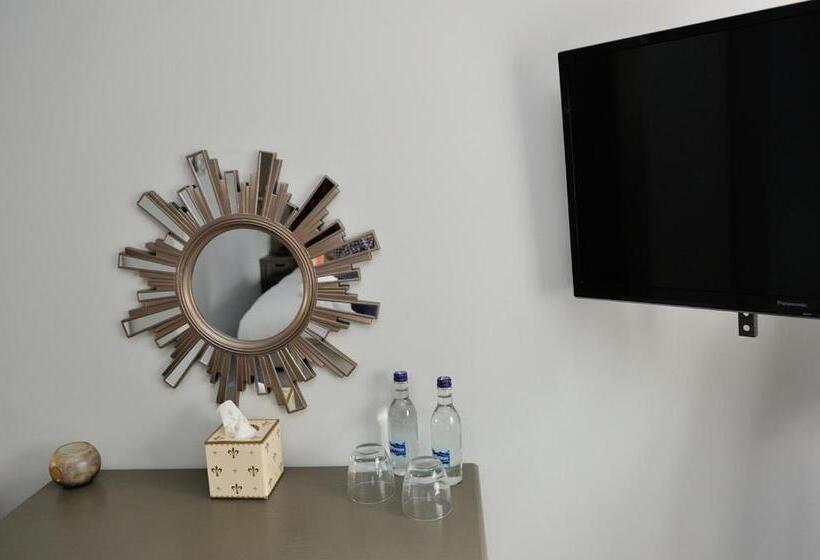 Suíte Júnior, The Dog At Wingham