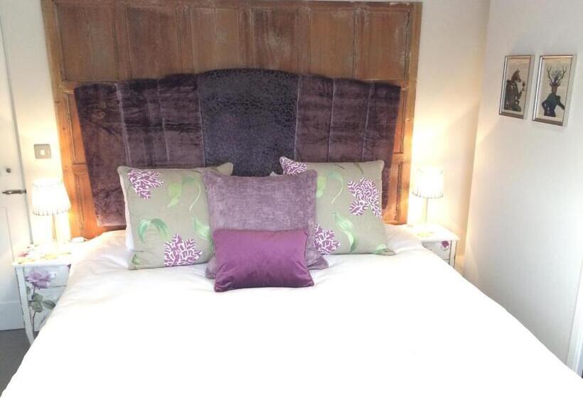 Quarto Estandar Cama King, The Dog At Wingham