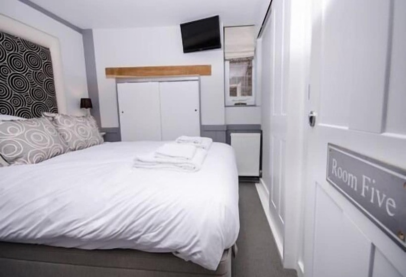 Quarto Basic, The Dog At Wingham