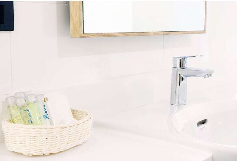 اتاق استاندارد چهار تخته, 8icon Ao Nang Krabi