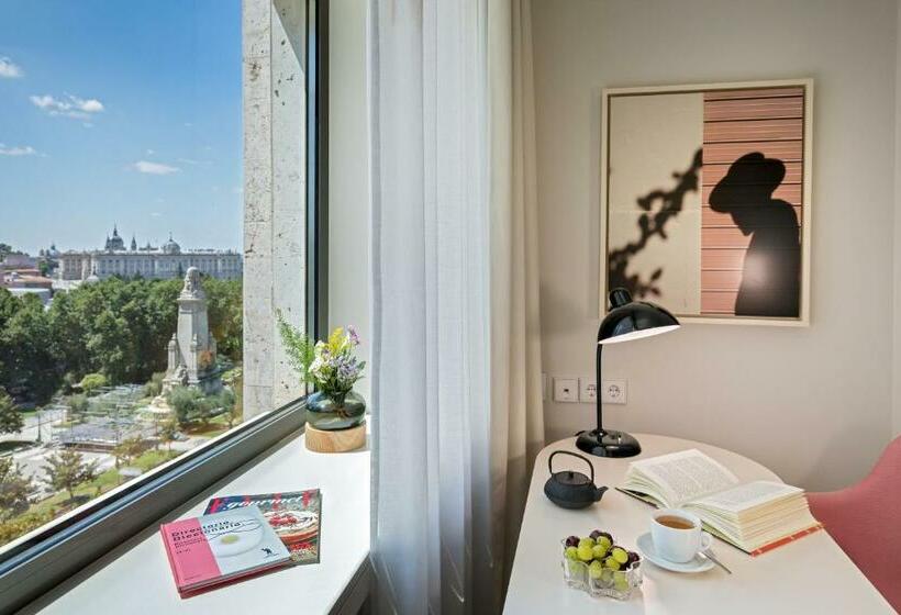 اتاق لوکس با چشمانداز شهر, Barcelo Torre De Madrid