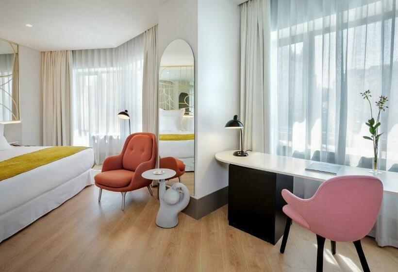 اتاق پرمیوم, Barcelo Torre De Madrid