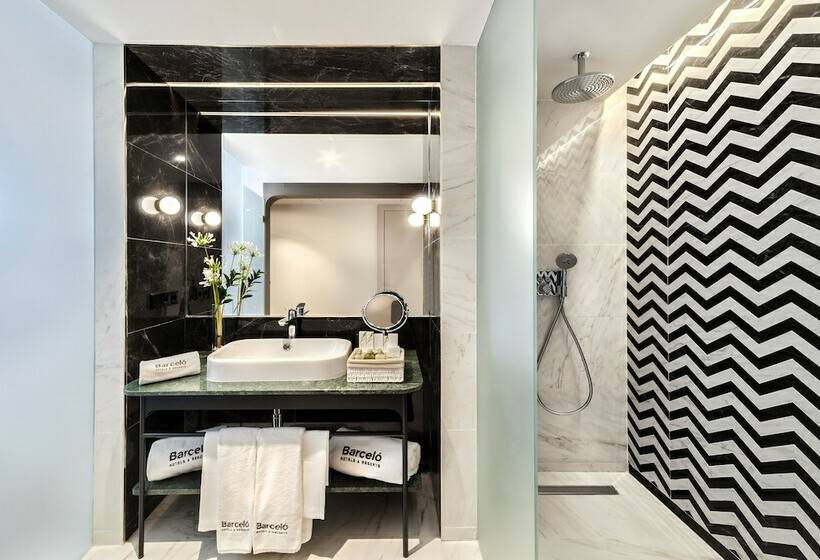 اتاق پرمیوم, Barcelo Torre De Madrid