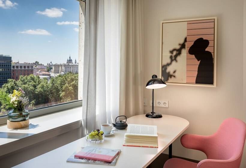 اتاق پرمیوم, Barcelo Torre De Madrid