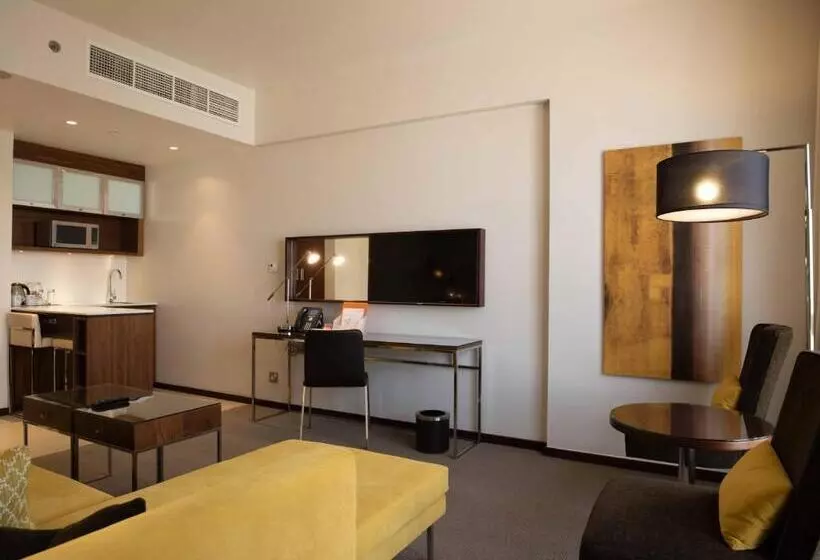 سوییت, Centro Capital Doha By Rotana